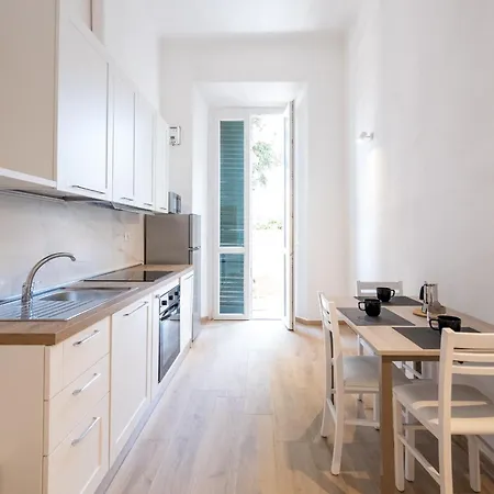 Welcomely - Anna Apartman